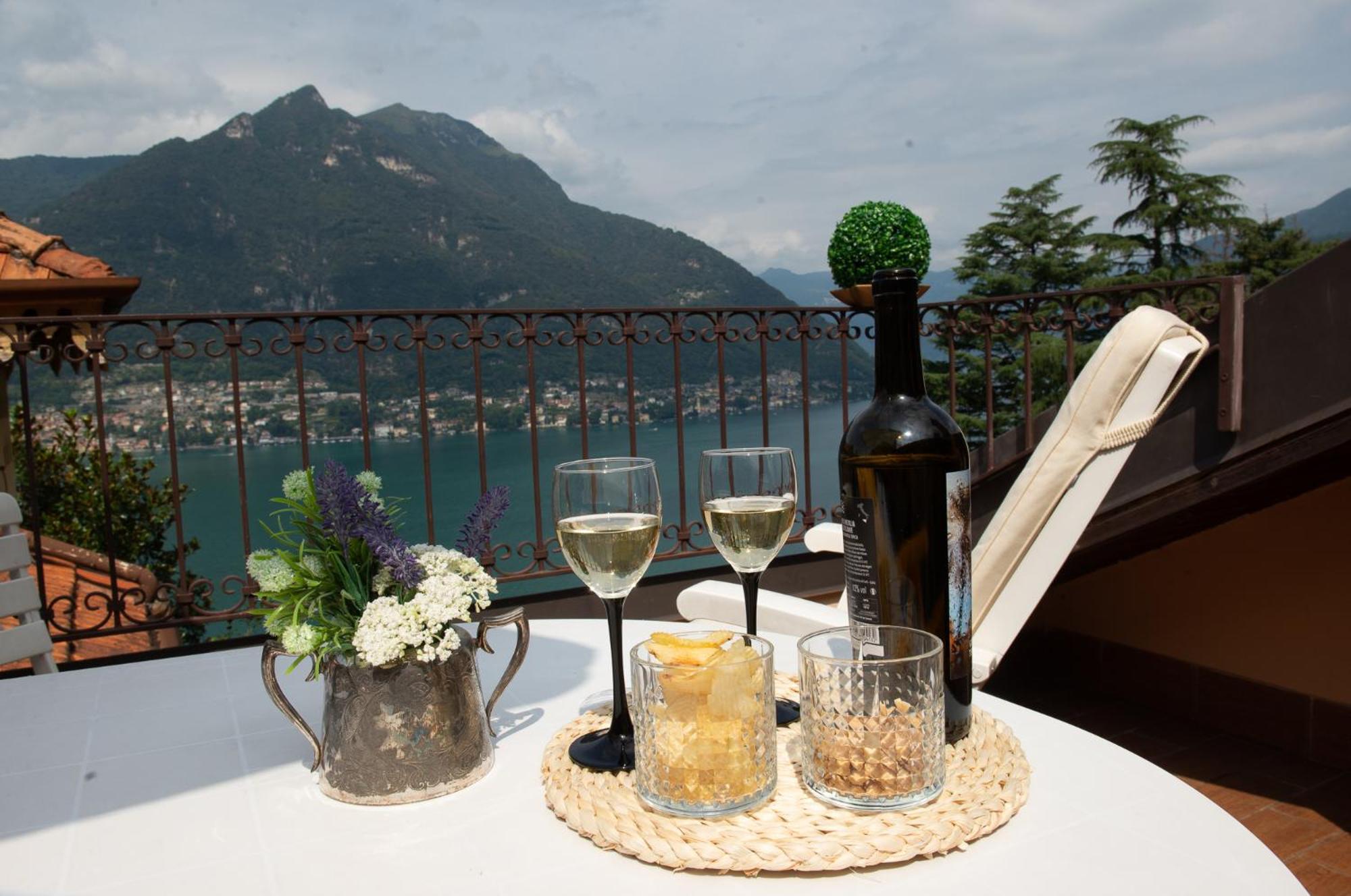 Appartamento "Bella Vista" Sul Lago Di Como Faggeto Lario Exterior foto